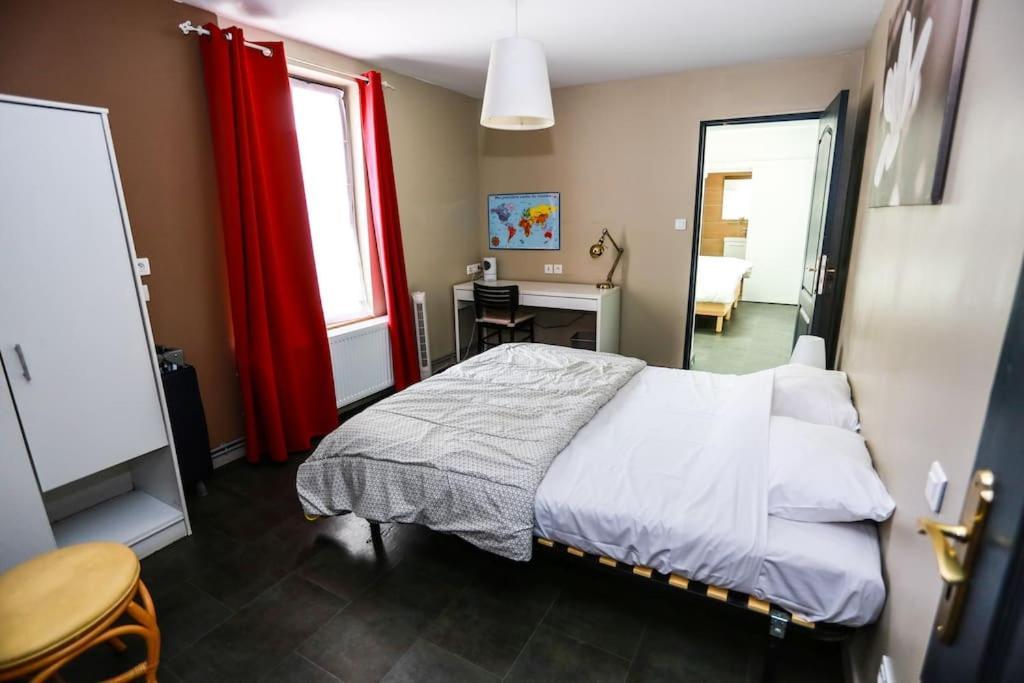 F3 80 M2 Longere Plain Pied Au Centre Auxonne. Villa Kültér fotó